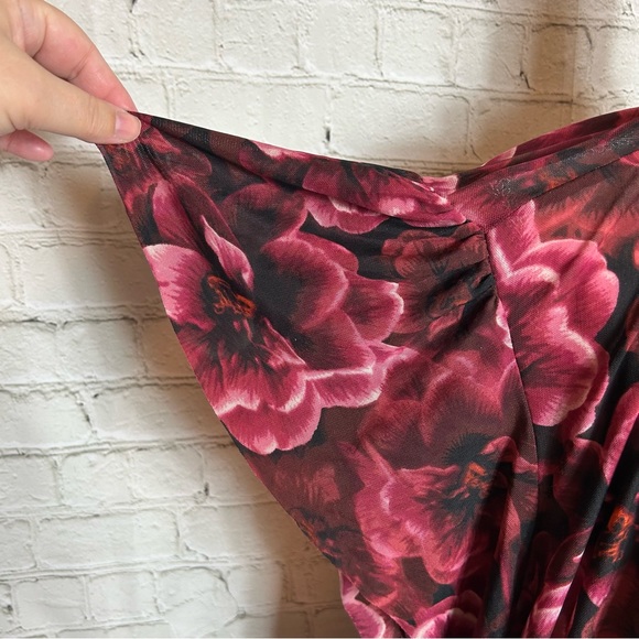 Torrid NWT Floral Mesh Blouse 5X - Picture 4 of 7